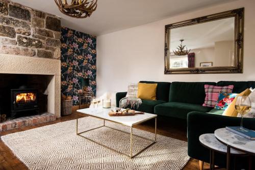 A seating area at Castle View Cottage