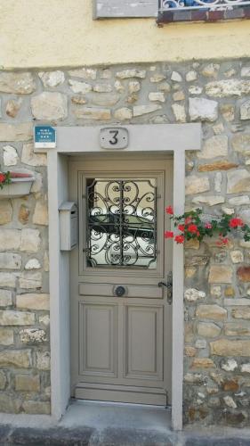 Φωτογραφία από το άλμπουμ του Gîte Milly - 2 studios en coeur de ville σε Milly-la-Forêt