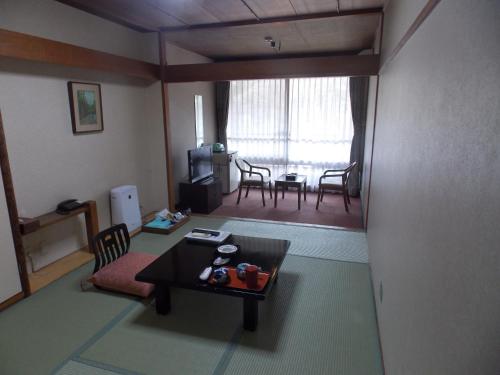 Μια τηλεόραση ή/και κέντρο ψυχαγωγίας στο Ryokan Fushioukaku