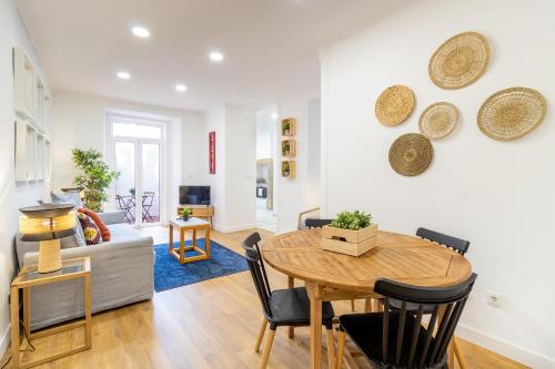 Restauradores by Central Hill Apartments