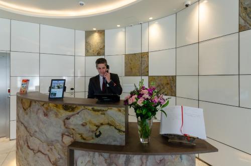 The 7 Hotel, Suites, Studios & Apartments