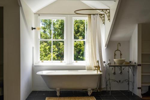 Fotografie z fotogalerie ubytování Best Place Ever - cozy house with amazing sea view v destinaci Hout Bay