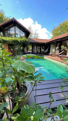 Piscina a CHERRY VINTAGE HOME o a prop
