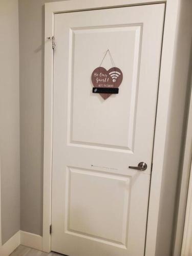 Luxury Guest Suite – Photos 4