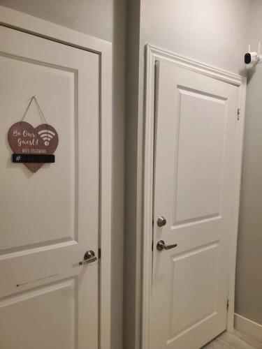 Luxury Guest Suite – Photos 5