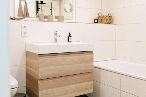 Bilik mandi di Ferienwohnung Nordic Calm am Kellersee