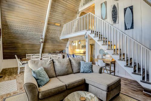 The Beacon at OIB – Photos 5