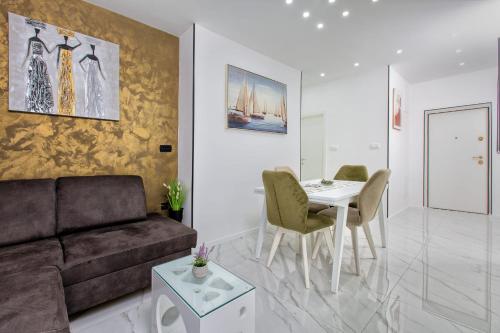 NEW! Luxury Apartment Dona