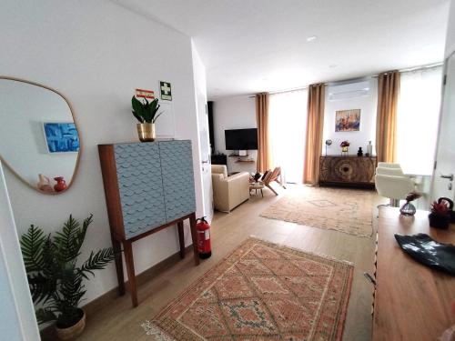 HYPERCENTER PENTHOUSE @ true heart of old town