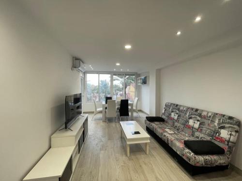 Nice apartment near the sea