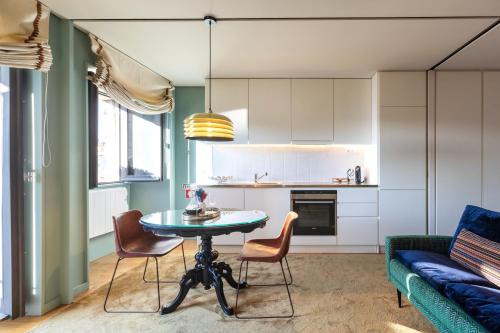 Kuchyň nebo kuchyňský kout v ubytování Urban Apartment Casa da Portela