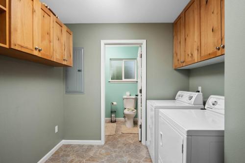 Φωτογραφία από το άλμπουμ του Sunset Park Place σε Warrenton