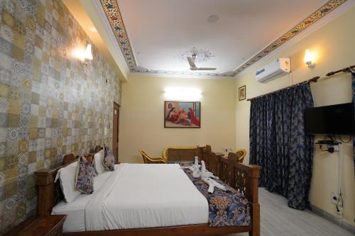 Un ou plusieurs lits dans un hébergement de l'établissement Hotel Radoli House - A Heritage Hotel
