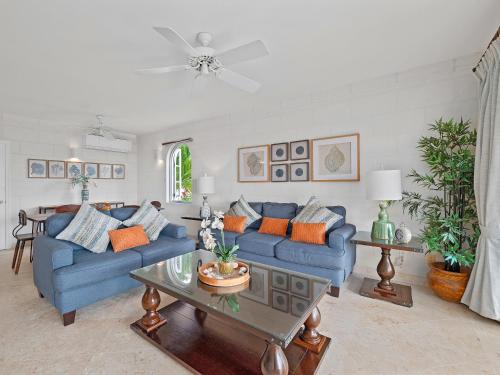  Royal Apartment at Westmoreland -  Room  picture :   Safety deposit box    TV    Telephone                           