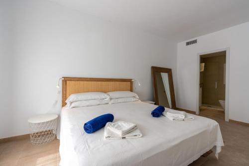 Ένα ή περισσότερα κρεβάτια σε δωμάτιο στο M4R Barcares Voramar I