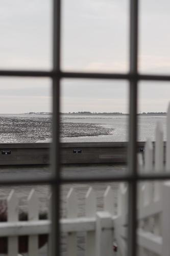 Nespecifikovaný výhled na moře nebo výhled na moře při pohledu z hotelu