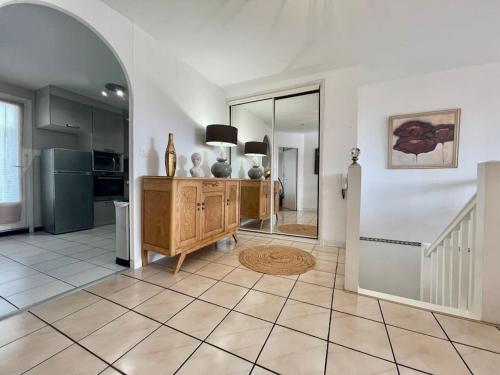 Kuchyňa alebo kuchynka v ubytovaní Duplex 70m2 - Vue Cité Mediévale - Parking gratuit