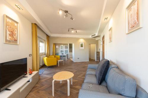 AURELIA SUNSET PENTHOUSE by Rental in Rome
