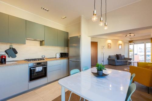 AURELIA SUNSET PENTHOUSE by Rental in Rome