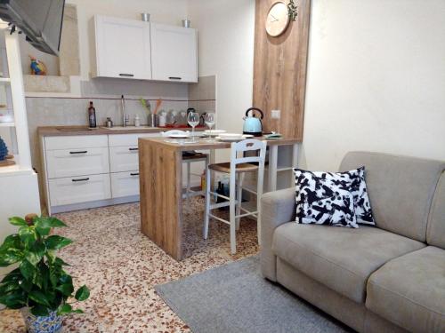 Inviting 1-Bed Apartment in Ragusa – Photos 2