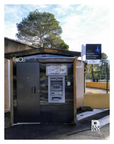 Escabour 40, mobil-home, au calme, à Fréjus