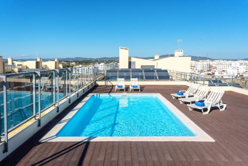Privilege Apartment Dalia with Rooftop Pool, Village Marina - Olhão