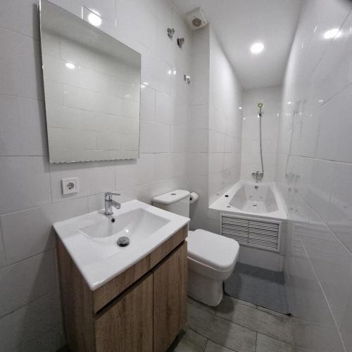 #1# Estudio Sevilla centro BAÑERA HIDROMASAJE