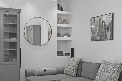 Belva Blue Glyfada Modern 2BR Walk to Ctr & Beach