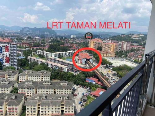 Afbeelding uit fotogalerij van residensi condominium, taman melati, danau kota, gombak in Kuala Lumpur