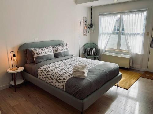 300 Elegant Suite #312 With Ac