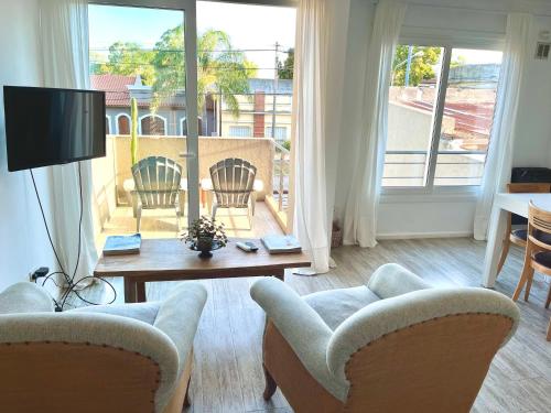 alojamiento Chascomus, depto completo a mts de la laguna para pareja Chascomús