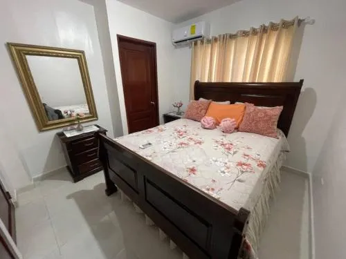 Apto en San Isidro Labrador Cerca de la FARD picture