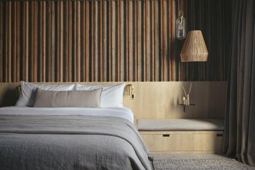 Katil atau katil-katil dalam bilik di Drift Santa Barbara, a Member of Design Hotels