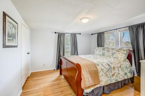 Ένα ή περισσότερα κρεβάτια σε δωμάτιο στο Lakeview Lodge