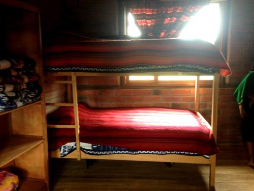 Двуетажно легло или двуетажни легла в стая в HOSPEDAJE SISA WASI