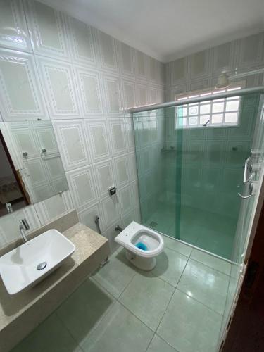 Bilik mandi di Recanto da lele