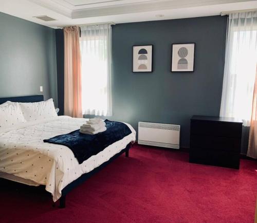 300 Spacious 1-bdrm Apt #410 With Free Parking