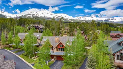 Aussie Elegance at Slopeside – Photos 2