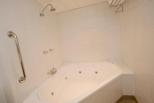 Un baño de The Gladstone