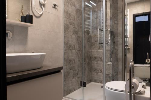 Ένα μπάνιο στο Apartmani Mozart-centar Virovitica