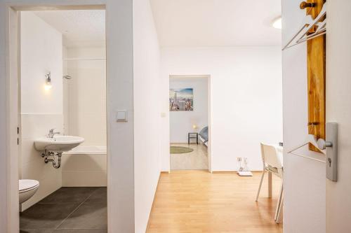 Ένα μπάνιο στο Cosy Apartment near Lippstadt