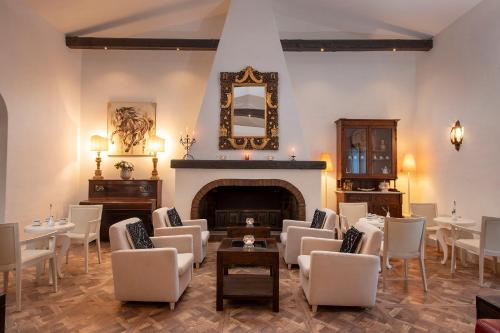 Ruang duduk di Villa Cavalieri Country Hotel