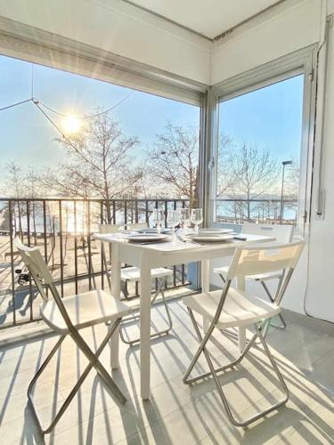 Estudio Frente al Mar en Roses con Vistas