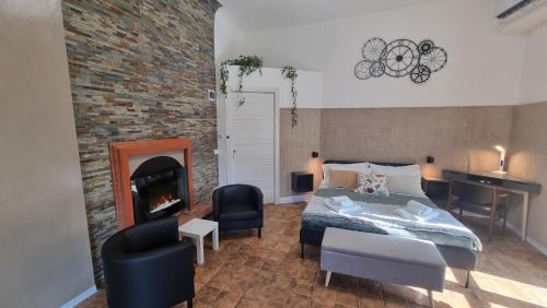 Postel nebo postele na pokoji v ubytování Casa Storica Piazza 5 Giornate