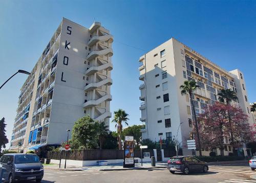 Skol 316. Attractive 1 Bedroom Duplex Apartment with Sea View in Skol Marbella.