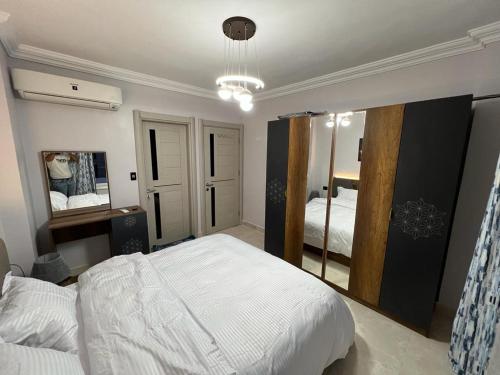 Smart Home Sea View Montazah sharm, Airport & Soho