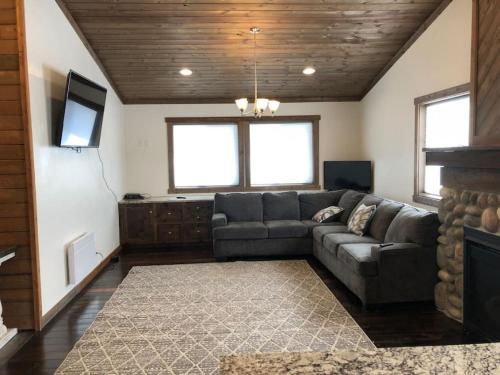 Χώρος καθιστικού στο Loft, Kids Slide, Play Area