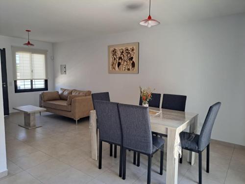 MODERNO DUPLEX Con COCHERA