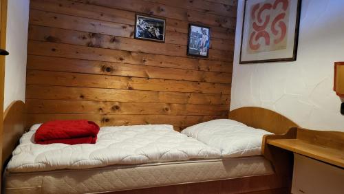 Postel nebo postele na pokoji v ubytování Sonnleitn 48 Nassfeld Apartement