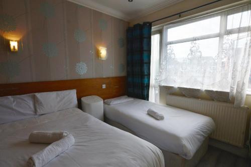 Gallery image of Anchor Guest House in London